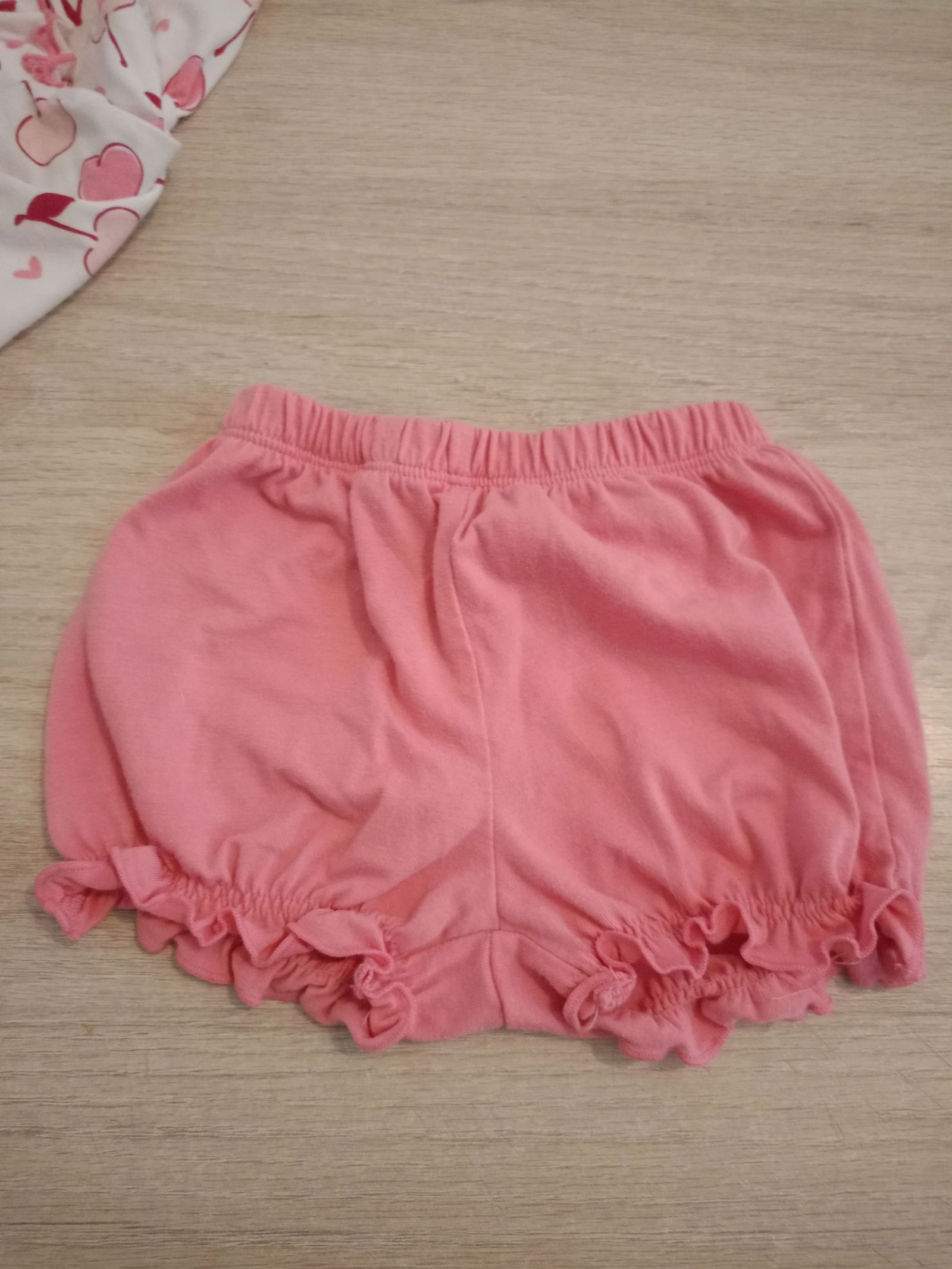 Ensemble rose avec des cerises 6mois – photo 4